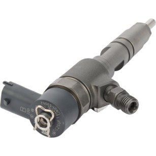 1J801-53052 Brand New Kubota Fuel Injector